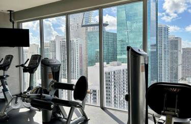 Elevated Elegance Luxe View Pool Free Parking - Foto 68