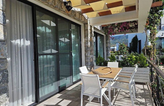 Serene Three-bedroom Retreat in Unforgettable Setting - Foto 35