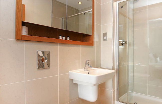 Fenwick Chambers - By Week2Week - Photo 19