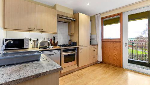 Central MK 2-Bed, Ideal for Work Stays - Foto 3