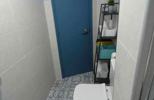 APARTAMENTOS EL SOL a 20 metros del mar - Photo 18