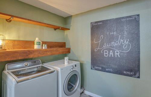 Game Room and Fire Pit Family-Friendly Aubrey Home - Foto 14