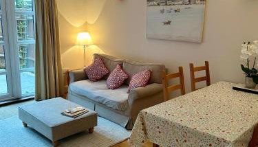 Yew Tree House - Photo 4