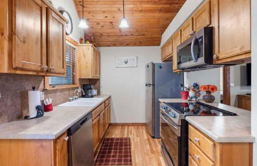 Milby Hideaway with On-site Amenities - Foto 21