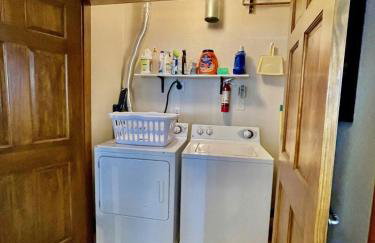 2 BR Basecamp Bliss at Kicking Horse Near Ski Hill - Foto 19