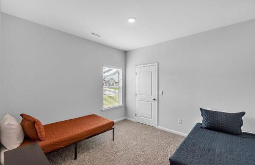 Charming 4BR Ranch-Style Home - Corner Lot home - Foto 22