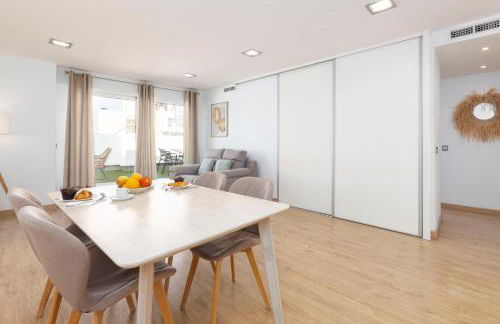 Travel Habitat - Ático Centro - Photo 11