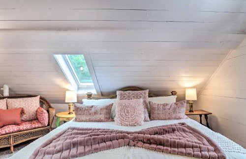 1 Mi to Beach! Cape Cod Carriage House on 2 Acres - Foto 14