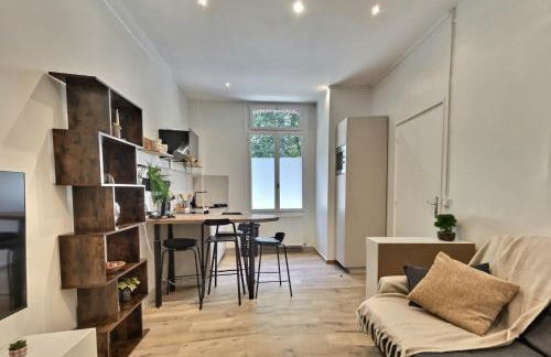 Bel appartement rdc détente Balnéo & Ciné & Terrasse proche Centre Gare Amiens - Foto 8