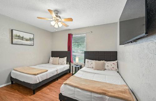 The Oasis 3BR house near stadium and DFW with Pool - Foto 22