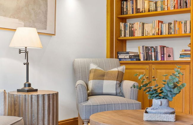 The Peninsula Chateau Lodge-inspired Luxury - Photo 4