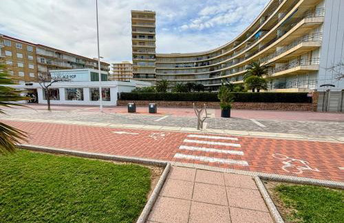 Gandia Tropicana Suite - Photo 40