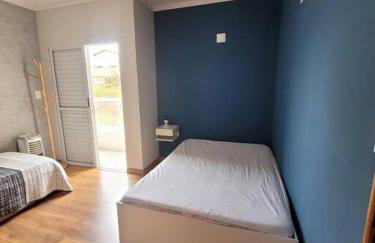 Apto 1o andar novo 2 Dorm - próximo ao centro - Foto 25