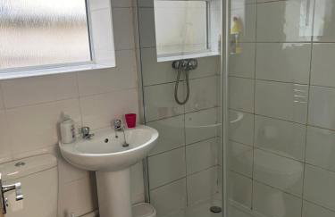 Castell Cottages Central with Parking - Foto 22