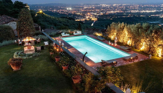 VILLA IL CASTELLO Vibrant Sanctuary of Enchanting Colours - Foto 3, Habitación