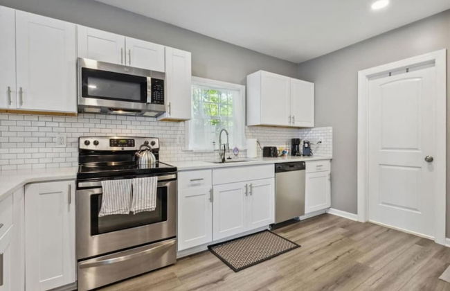 Buckroe Getaway- Walk to Beach dog Friendly - Foto 1