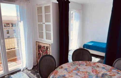 French Riviera centre ville plage port balcon panoramique et Clim - Foto 10