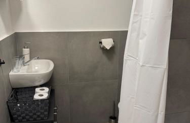 Modern 2 bedroom apartment with balcony - Foto 6