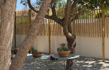 Villa avec piscine privée entre terre, ville et mer - Foto 17