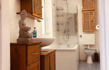 "Casa20200" 2 x Apartments je 150qm für Business, Familien, Gruppen, Handwerker 15min von BERLIN, Erdbeerhof, Outlet B5, 5min vom See Falkensee !! 2 Apartment each 150qm for BUSINESS , FAMILIES 15min from BERLIN!! - Foto 19