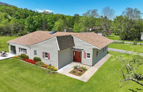 Luxurious 3 Bedroom, 3 Bathroom, Entire Home in Catskill - Foto 36