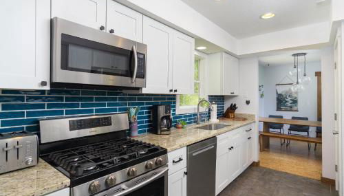 Mountain Over Main Street 5 Min. to Downtown Weaverville, Fire Pit & Views! - Foto 3