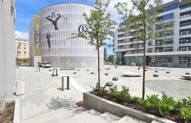 Plac Unii Apartment Gdynia by Renters - Photo 49