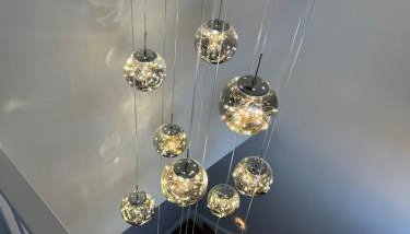 Art and Elegance, Family Friendly 2Bedroom Apartment near Frankfurt Airport, Free Parking - Foto 3