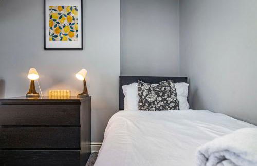 Motorpoint Arena House - Sleeps 10 - Foto 38