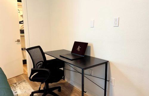 Elegant Escape 10 Min from Disneyland With Pool & GYM - Foto 3