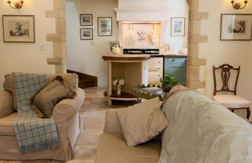 Oundle Bespoke Apartments - Photo 11