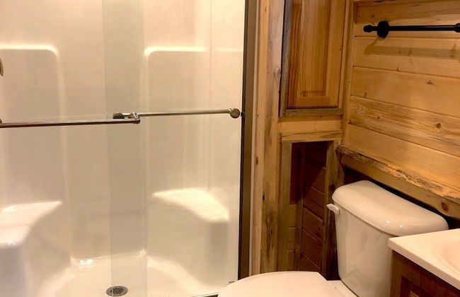 Gateway Inn - Photo 53