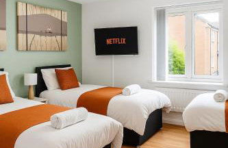 Bright 4BR Pets OK Driveway Sleeps 9 - Foto 3