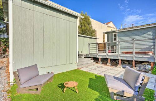 Ideally Located Oakland Home with Private Yard! - Foto 3