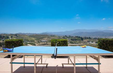 Palazzo Del Sol By AvantStay Breathtaking Home w Mountain Views Hot Tub - Photo 40