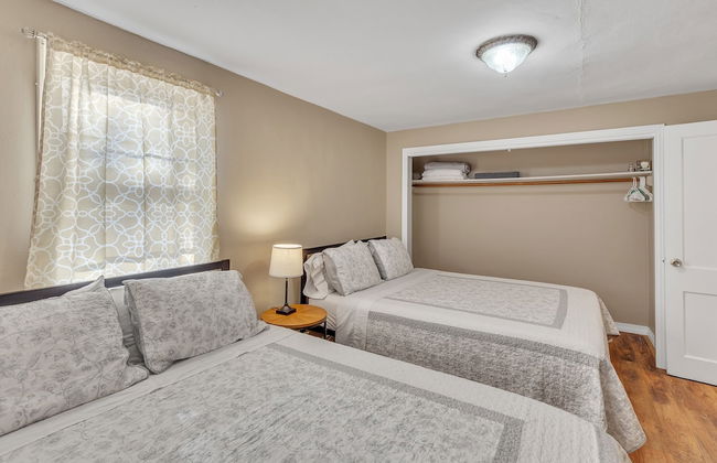 Downtown 2 Story Property 2 Bedroom Apts by RedAwning - Foto 6