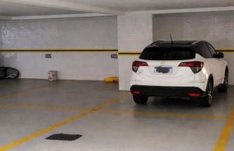 Cobertura Duplex na Quadra da Praia do Forte com Piscina Privativa e 2 Vagas - Foto 24