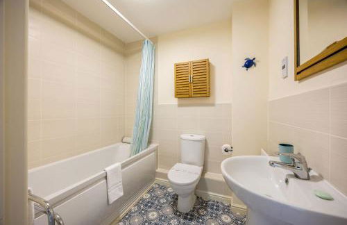 Island's Edge- Moments from Hamworthy Beach and Park - Photo 9