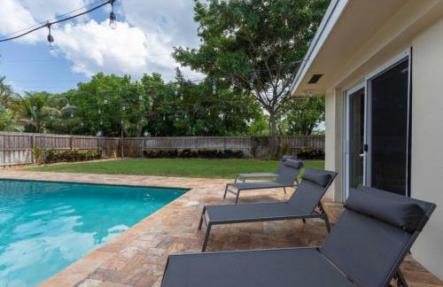 3BR HEATED POOL CLOSE TO BEACH - Foto 34