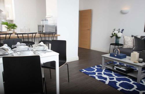 Aisiki Living at Upton Road, Multiple 1, 2, or 3-Bedroom Apartments, King or Twin Beds with Free WiFi & Parking Space - Foto 158