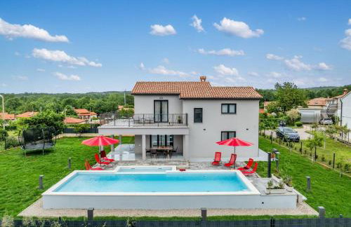 Holiday Home Villa Family Love mit Garten und Spielplatz by Interhome - Foto 2