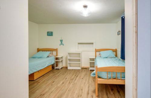 Meredith Home with Deck 6 Mi to Lake Winnipesaukee! - Photo 18