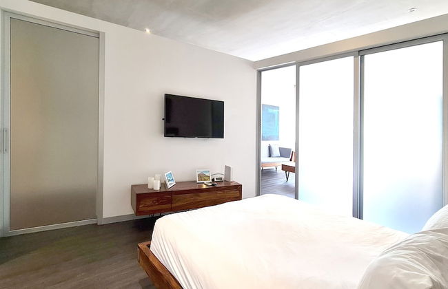 BEE Suites Santa Ana - Foto 15