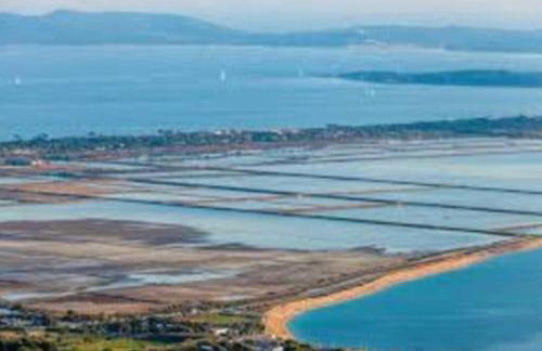 La Tour Fondue Appartement vue mer Grand T2 face a Porquerolles Drap serviette non fournis - Foto 2