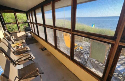 Relax on Lake Michigan at Reagan's Landing - Foto 12