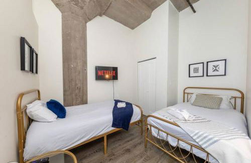 Walkable 2BR Apartment in Chicago South Loop with Optional Parking and Gym Access Near McCormick Place, Museum Campus & Lakefront - Foto 5