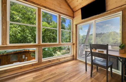 Riverside Oasis with Stunning Views, Cozy Firepit! - Photo 42