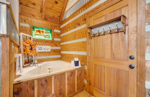 Honey Bear Pause Rural Escape with Porch and Hot Tub! - Foto 20