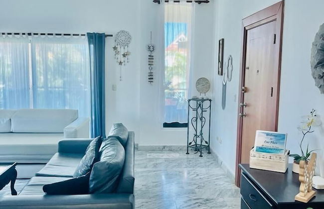 2 Minutes Walk to Beach Huge 3 bdrm Condo with Pool - Photo 49