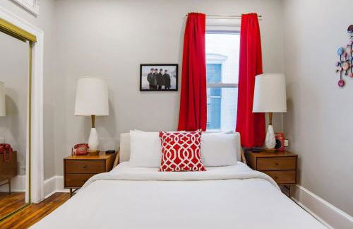 Massive 6BR & 4BA Private Duplex Townhouse Central - Foto 2